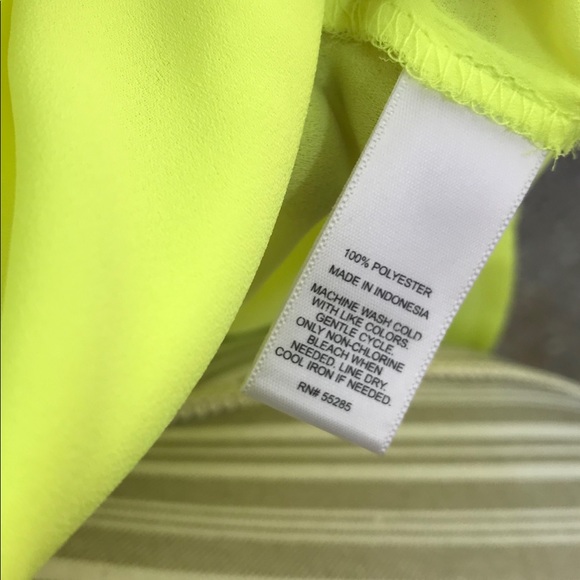 Express Button Down, Yellow, Sz Med, NWT - Picture 4 of 4